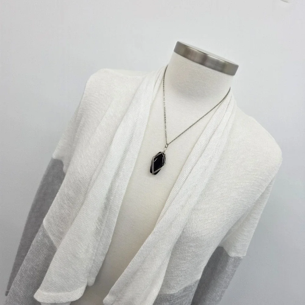 Eddie Bauer‎ Womens M Gray White Knit Cardigan Sweater Long Sleeve Open Front